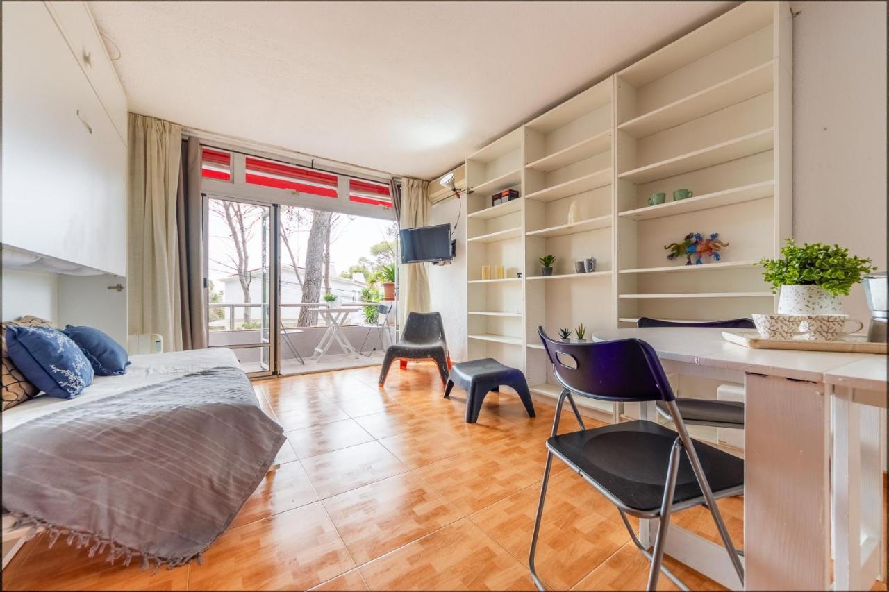 Luminoso Bungalow Con Parking Тарагона Екстериор снимка