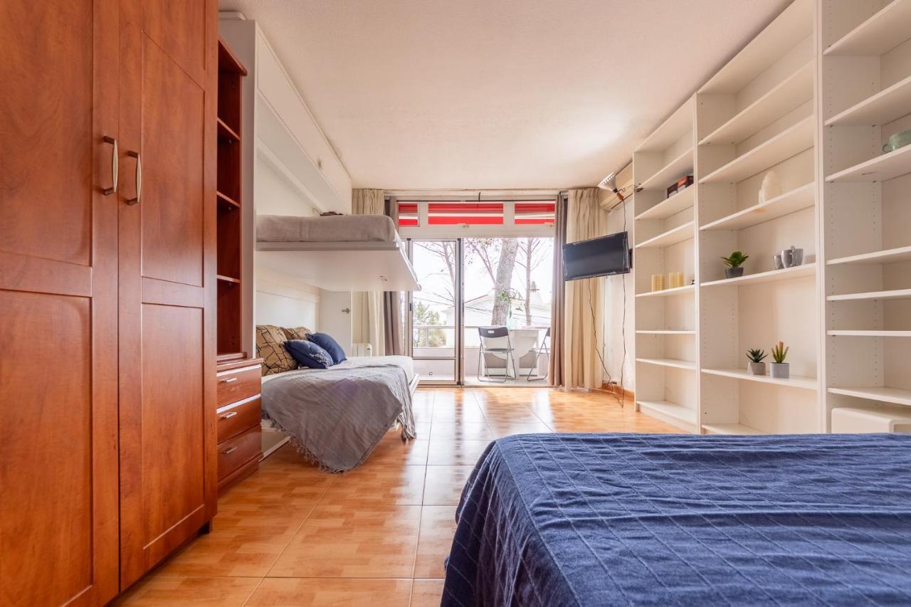 Luminoso Bungalow Con Parking Тарагона Екстериор снимка
