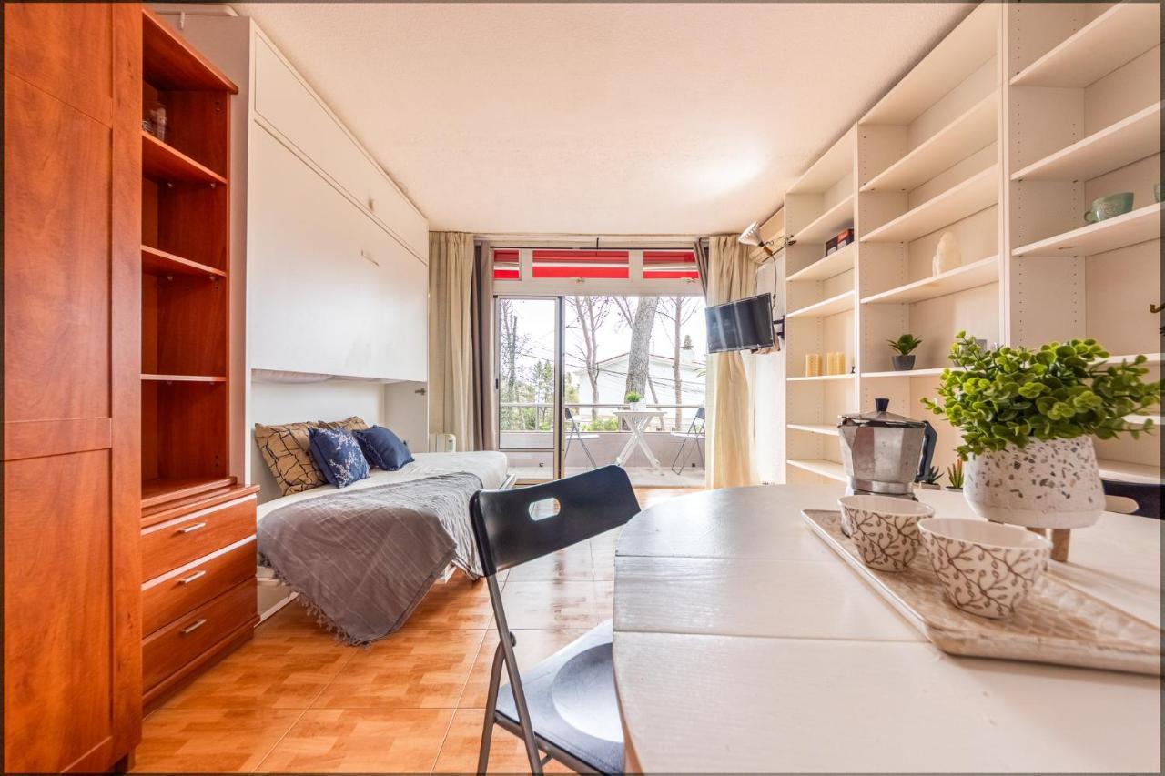 Luminoso Bungalow Con Parking Тарагона Екстериор снимка