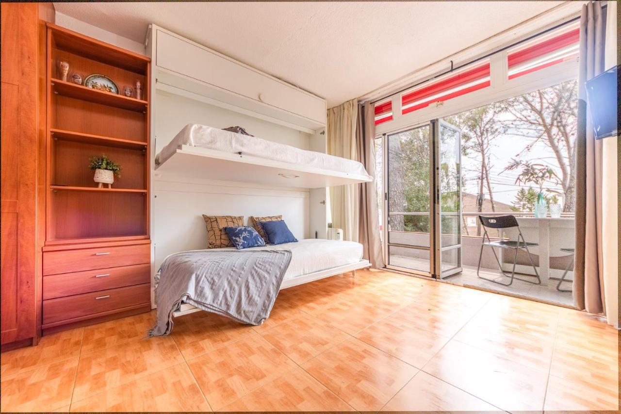 Luminoso Bungalow Con Parking Тарагона Екстериор снимка