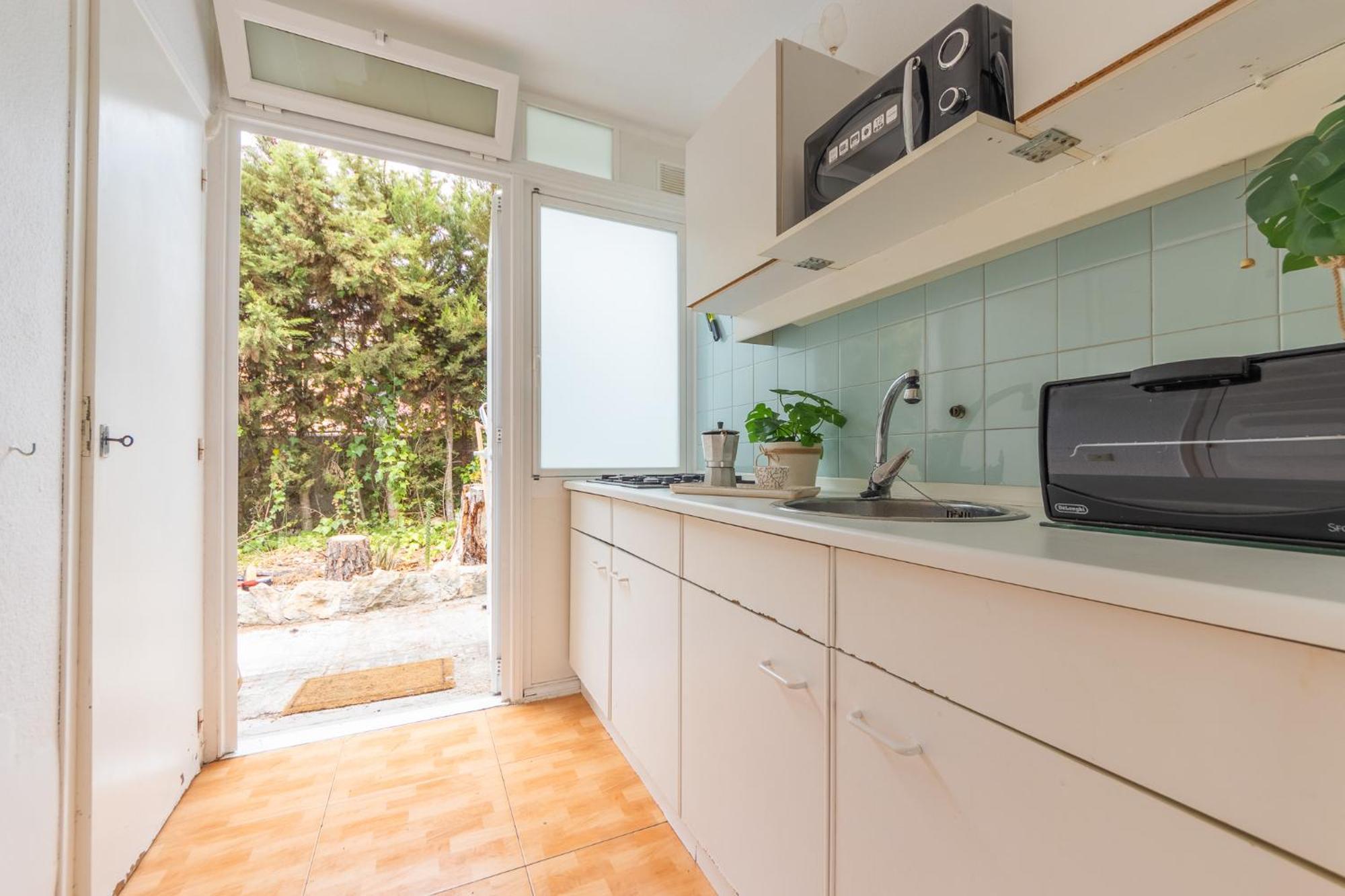 Luminoso Bungalow Con Parking Тарагона Екстериор снимка
