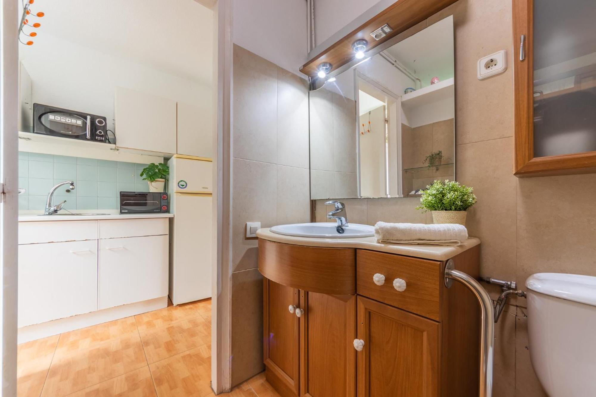Luminoso Bungalow Con Parking Тарагона Екстериор снимка