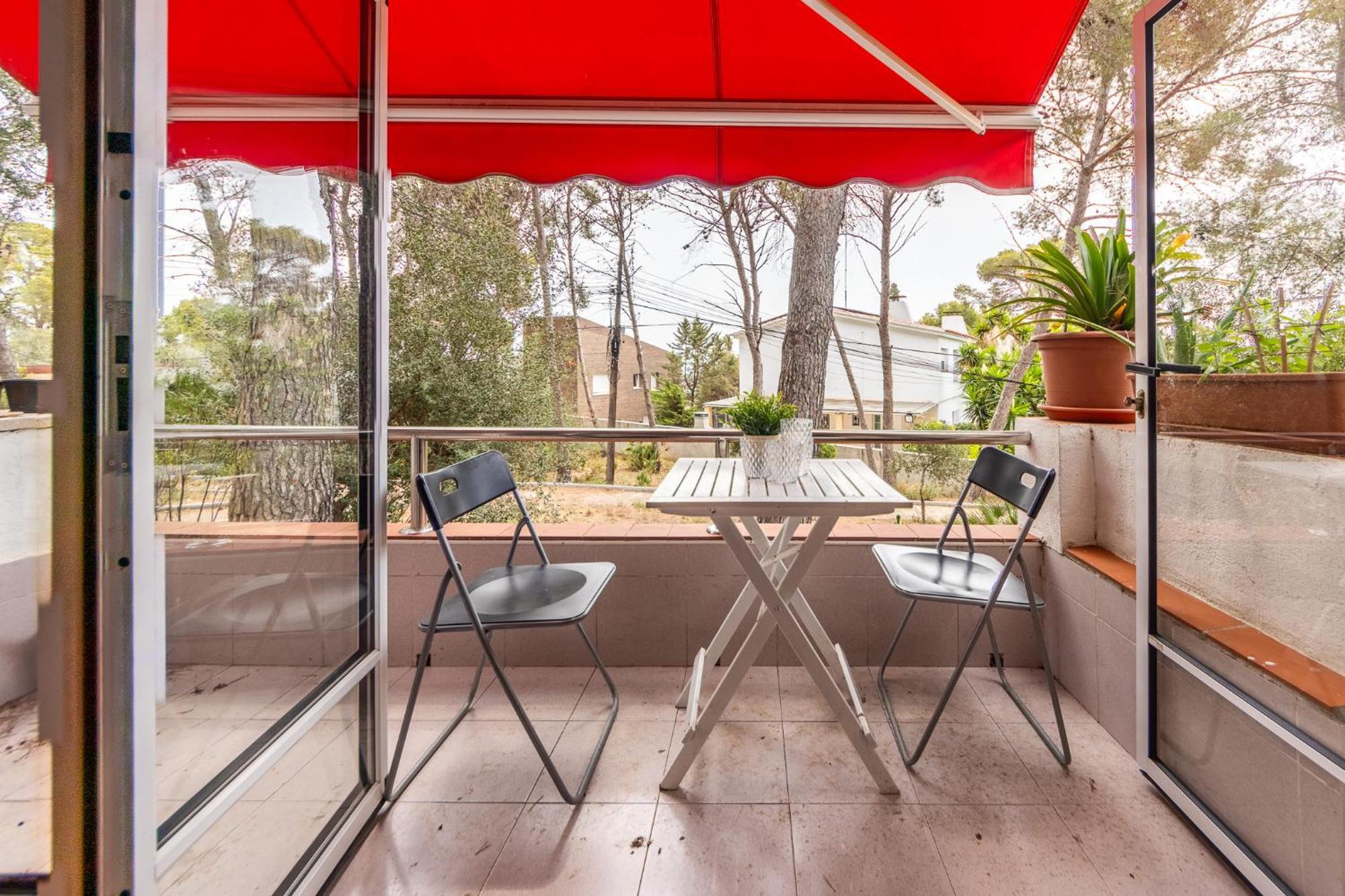 Luminoso Bungalow Con Parking Тарагона Екстериор снимка